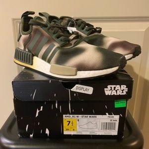 Women’s Adidas Star Wars NMD_R1
